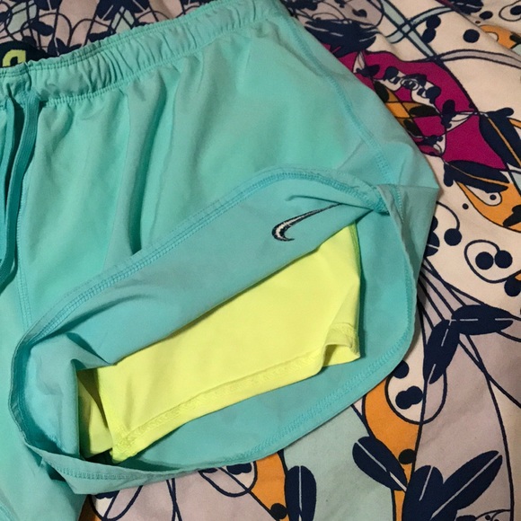 Nike shorts w/ spandex - Picture 2 of 5